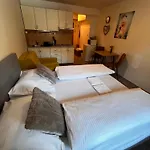 Pod Magurou Appartement *